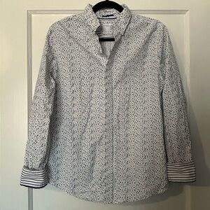 2/$22 ✨ white long sleeve button down with blue and orangish red floral detail